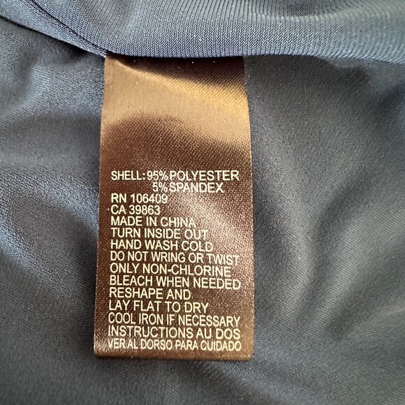 Catherine Malandrino 'Emily' Cold Shoulder Twist Front Dress - Picture 5 of 5